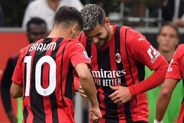 英联杯-B费卡塞米罗梅开二度 曼联5-2莱斯特城